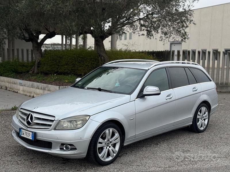 Usata Mercedes C220 170 CV (125 kW) 2009 Grigio Station wagon