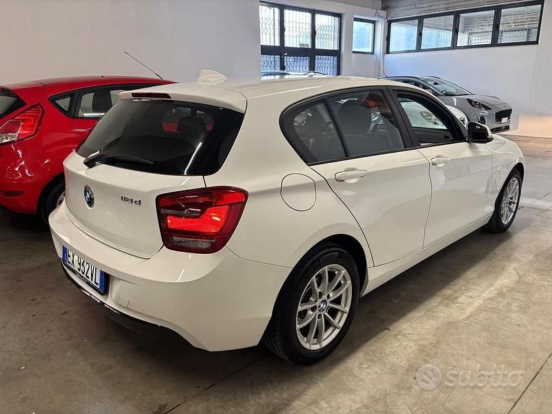 Usata BMW 118 Comfort Edition 142 CV (104 kW) 2014 Bianco Utilitaria