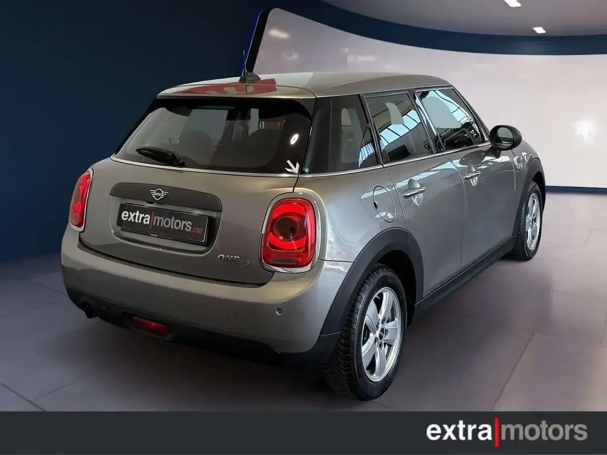 Usata Mini One D Business 95 CV (69 kW) 2018 Grigio Utilitaria