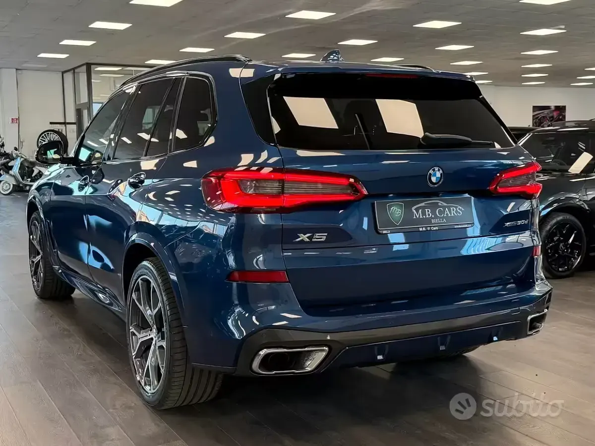 Usata BMW X5 M Sport 265 CV (194 kW) 2018 Blu/azzurro SUV