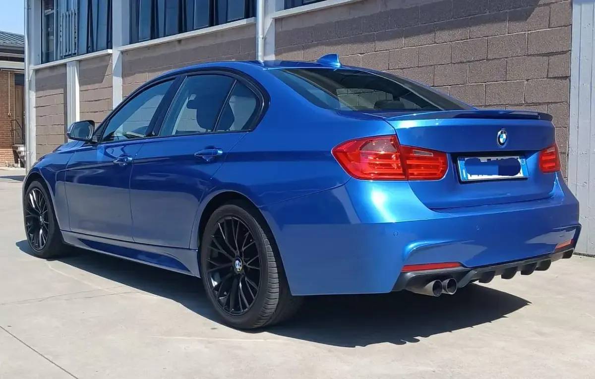 Usata BMW 318 Efficient Dynamics 143 CV (105 kW) 2012 Berlina