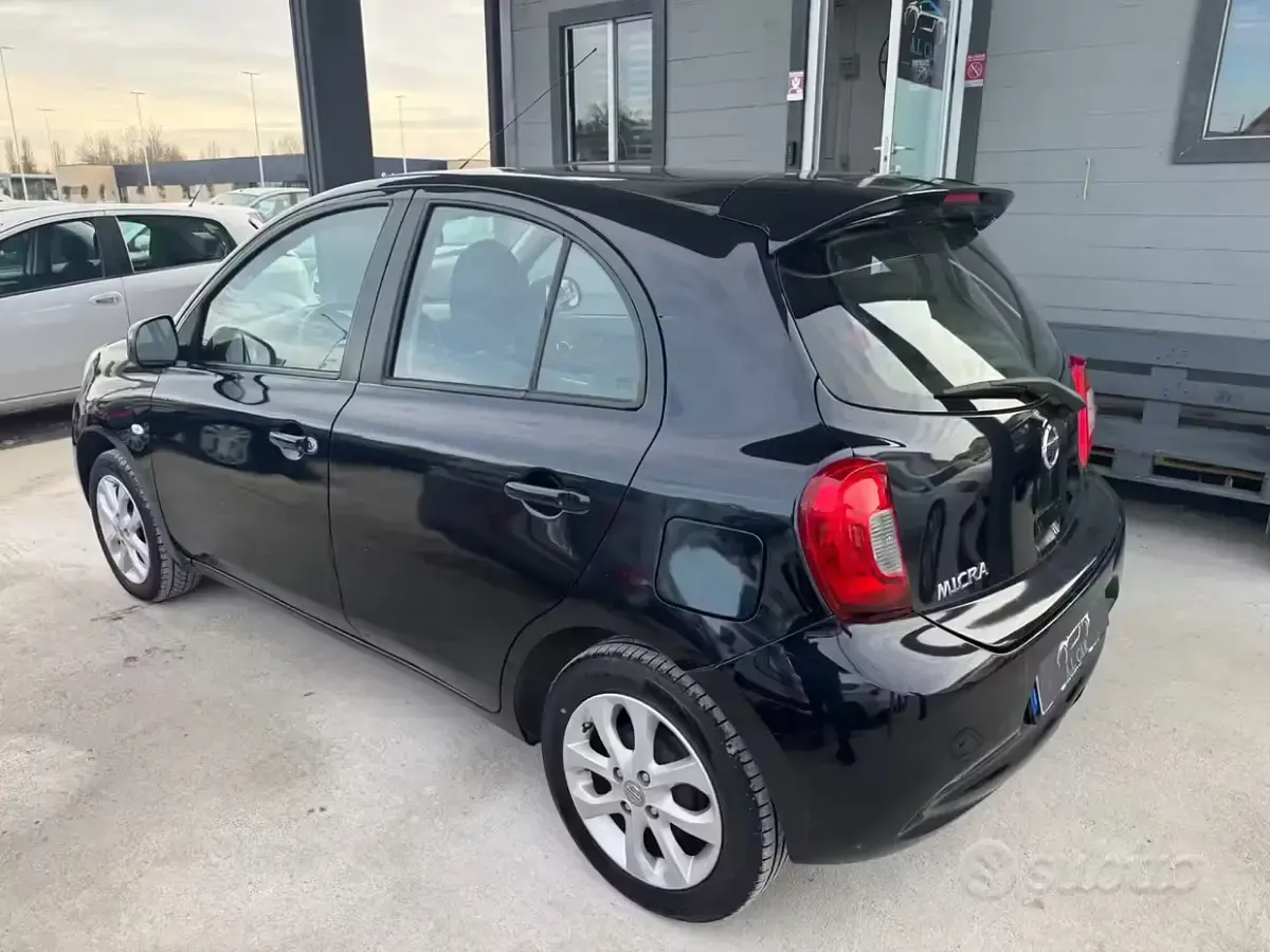 Usata Nissan Micra Comfort 80 CV (58 kW) 2016 Nero Utilitaria