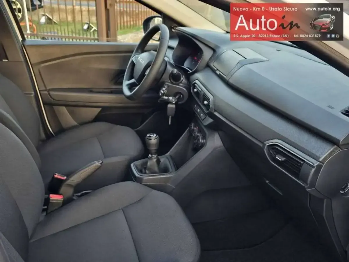Usata Dacia Sandero 67 CV (49 kW) 2025 Bianco Berlina