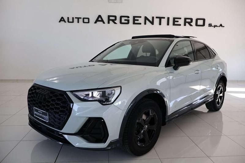 Argento rugiada Usata 2023 Audi Q3 Ambiente SUV | 39.800 € (Cara) - Immagine 1/4
