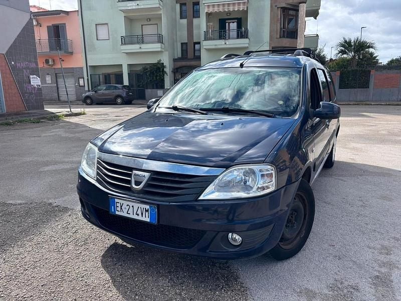 Usata Dacia Logan MCV Ambiance 85 CV (62 kW) 2011 Blu Station wagon