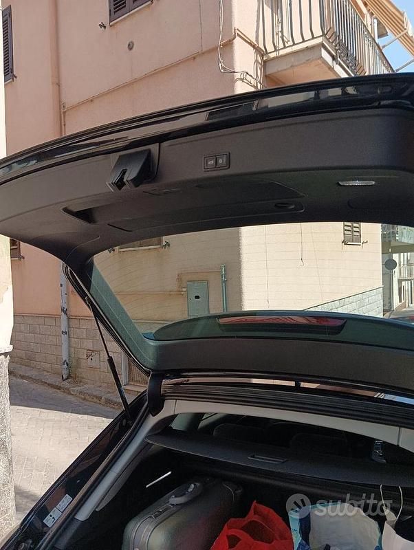 Usata Audi A4 Design 150 CV (110 kW) 2018 Blu Station wagon