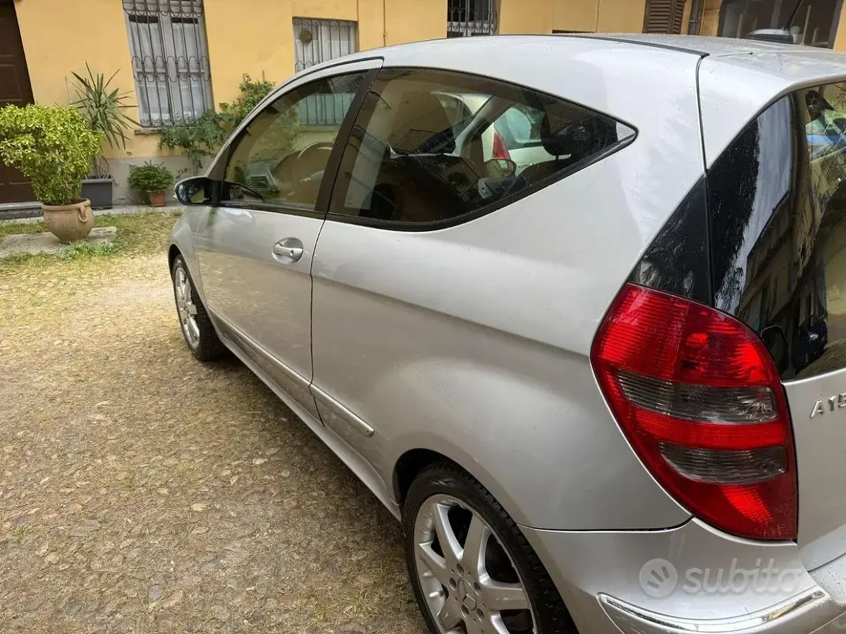 Usata Mercedes A150 2006 Grigio Berlina