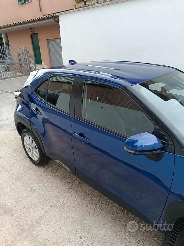 Usata 2021 Toyota Yaris Cross SUV | 20.500 € (Buon prezzo) - Immagine 1/4