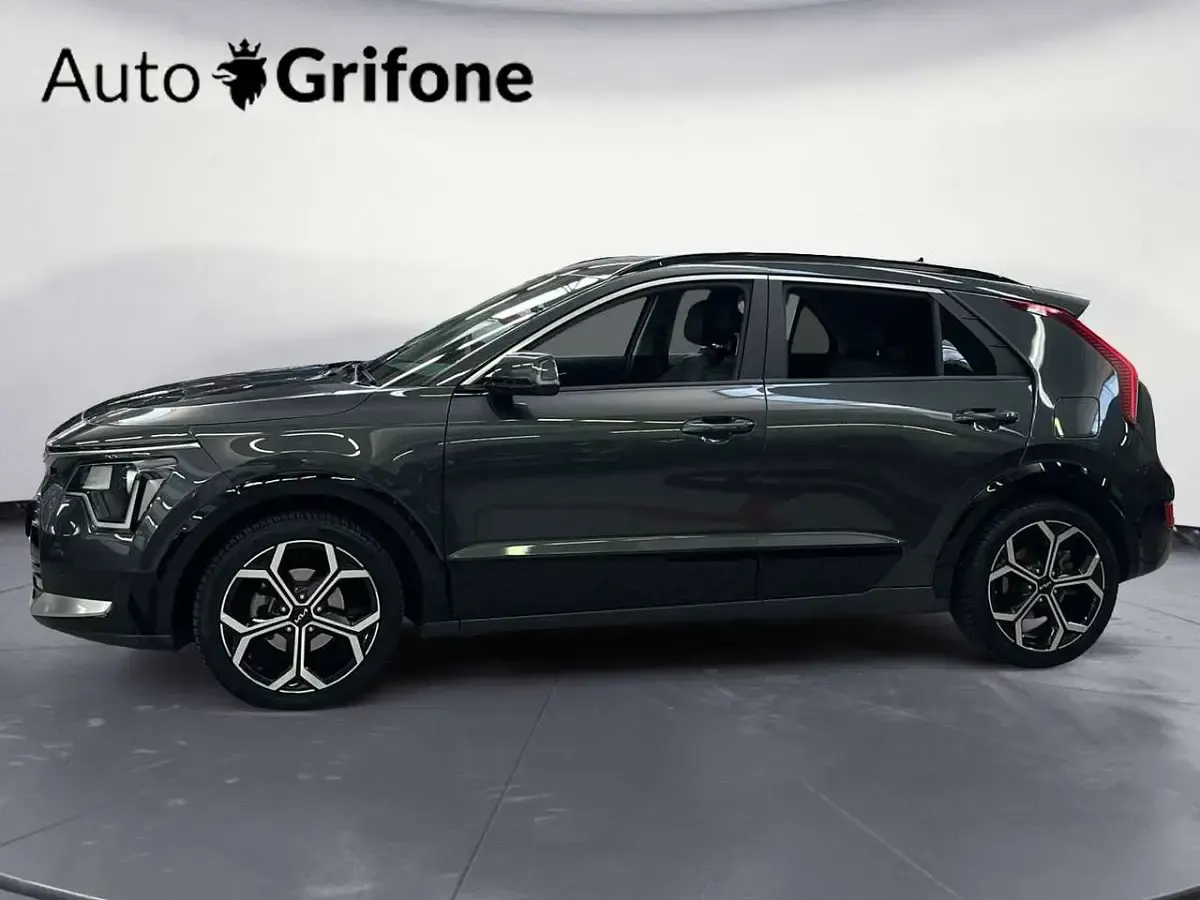 Usata Kia Niro Style 140 CV (102 kW) 2023 Grigio SUV