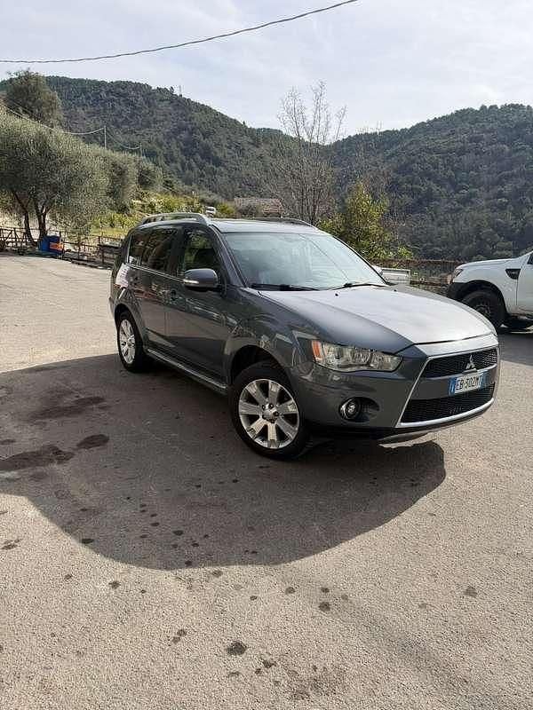Usata Mitsubishi Outlander Instyle 156 CV (114 kW) 2010 SUV