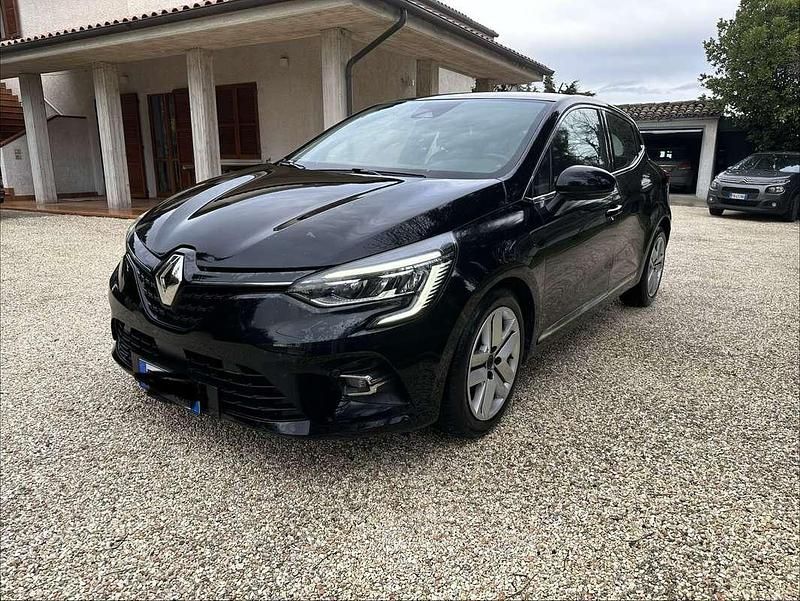 Usata Renault Clio V 101 CV (74 kW) 2020 Nero Berlina