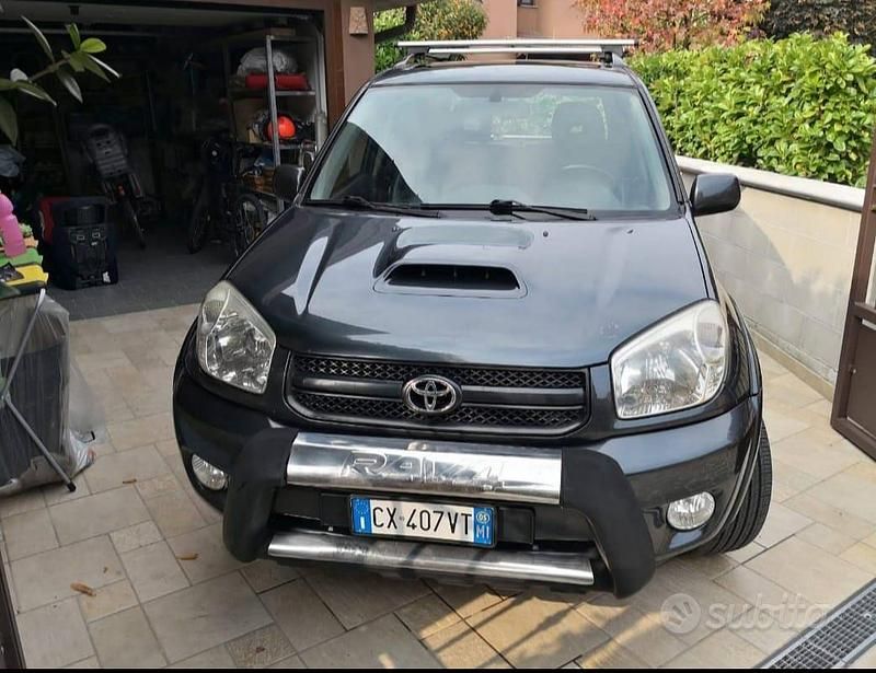 Usata Toyota RAV4 2005 SUV