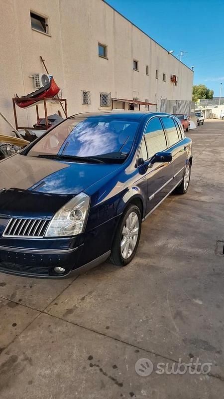 Usata Renault Vel Satis 241 CV (177 kW) 2003 Blu Utilitaria