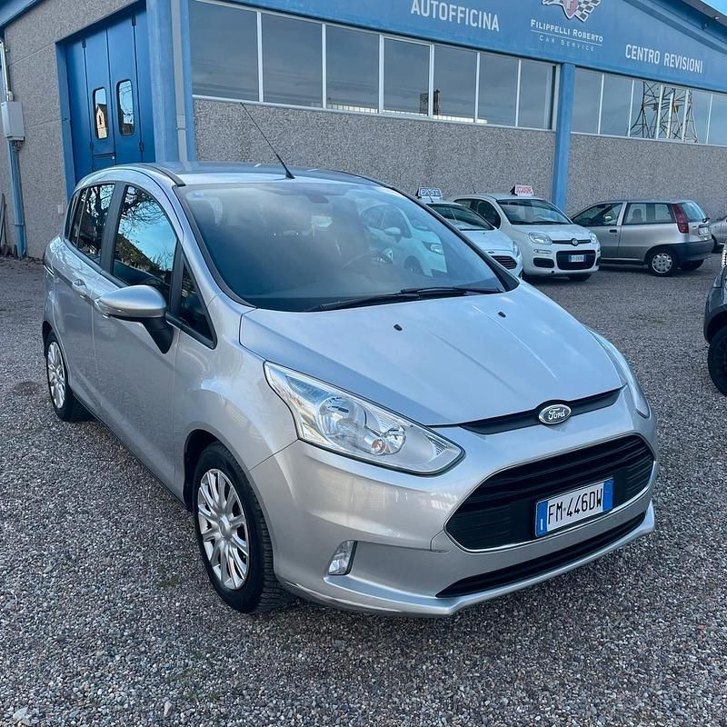 Usata Ford B-MAX Titanium 87 CV (63 kW) 2017 Grigio Monovolume