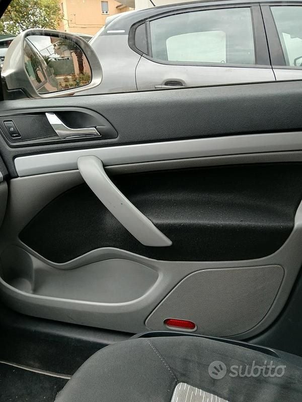 Begagnad Skoda Octavia 105 HK (77 kW) 2011 Sedan