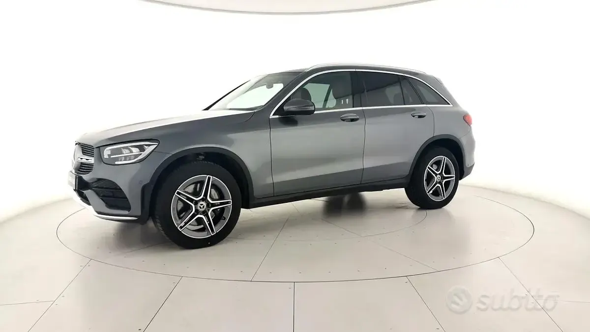 Usata Mercedes GLC200 Premium 163 CV (119 kW) 2022 Grigio SUV