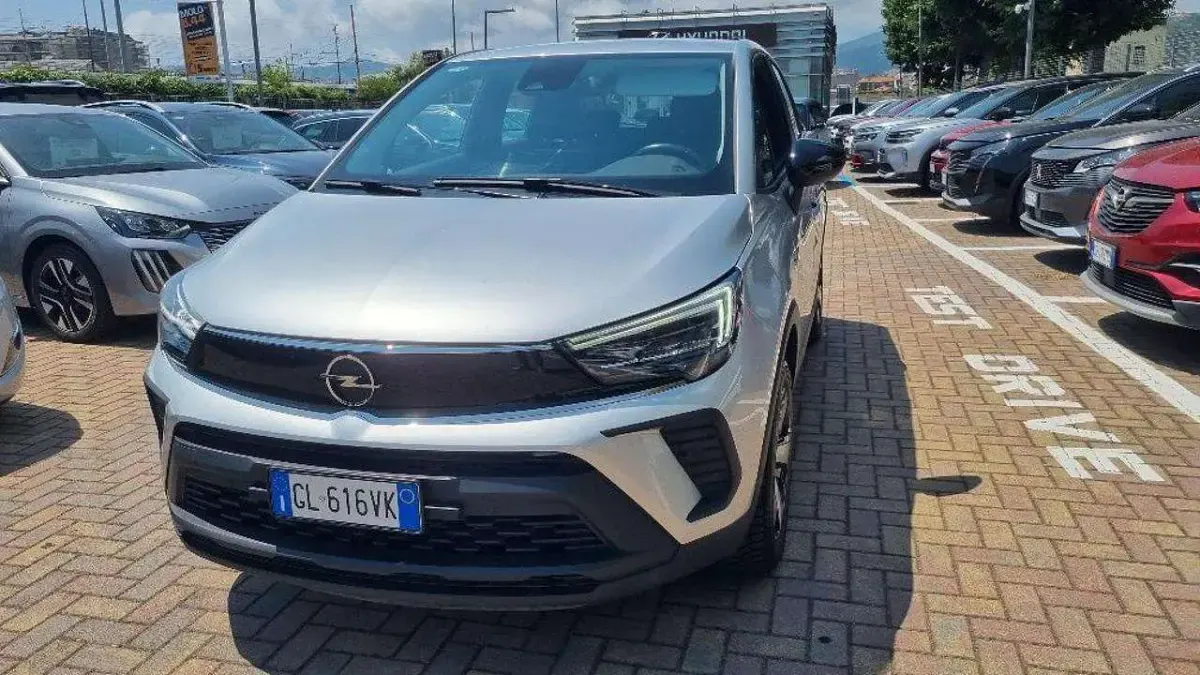 Usata Opel Crossland Edition 110 CV (80 kW) 2023 Grigio SUV