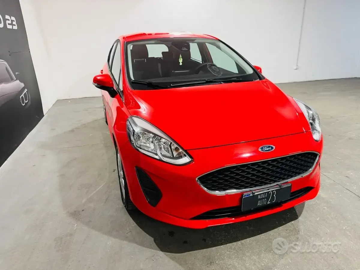 Usata Ford Fiesta Titanium 75 CV (55 kW) 2022 Rosso Utilitaria