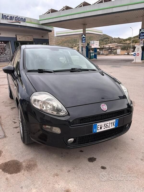 Usata Fiat Punto Evo 75 CV (55 kW) 2014 Nero Utilitaria