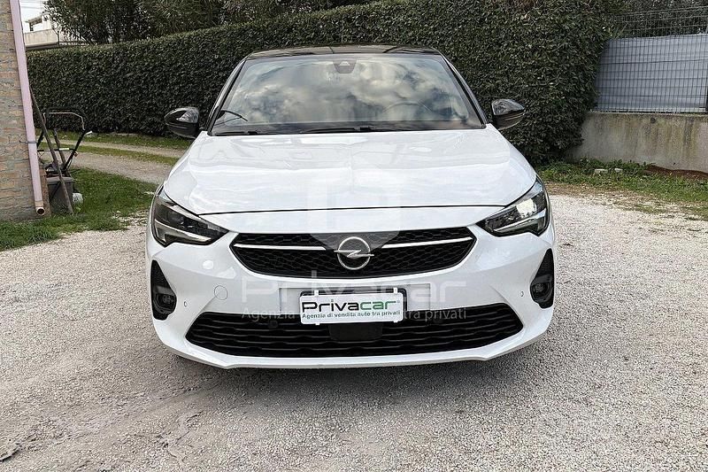 Usata Opel Corsa GS Line 101 CV (74 kW) 2020 Bianco Utilitaria
