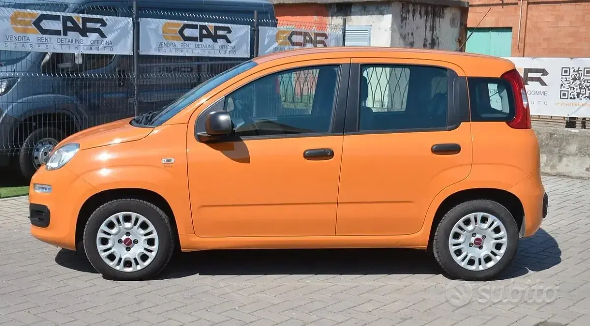 Usata Fiat Panda Easy 69 CV (50 kW) 2019 Arancione Utilitaria