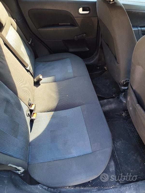 Usata Ford Fiesta 2007 Utilitaria