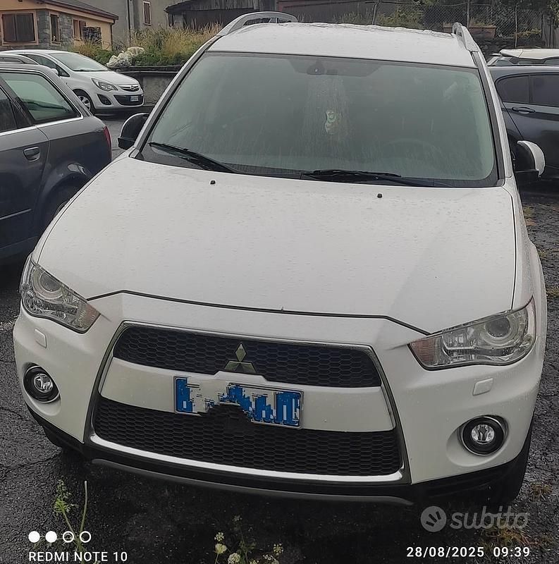Bianco Usata 2010 Mitsubishi Outlander SUV | 4900 € (Buon prezzo) - Immagine 1/4