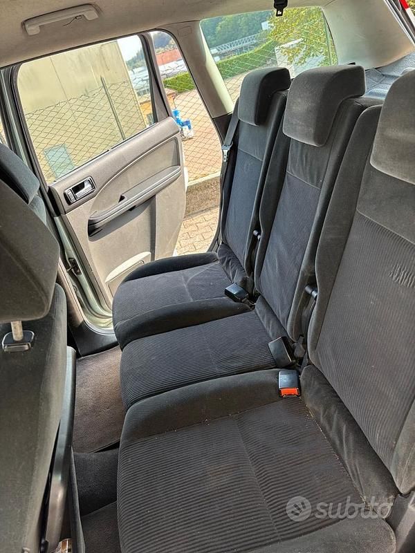 Usata Ford C-MAX 90 CV (66 kW) 2004 Grigio Monovolume