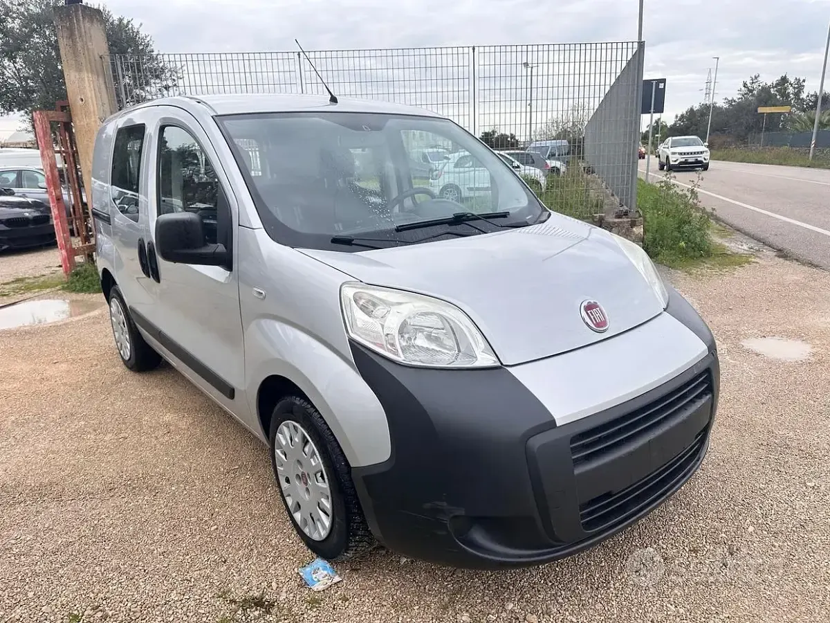 Usata Fiat Fiorino 75 CV (55 kW) 2015 Grigio Monovolume