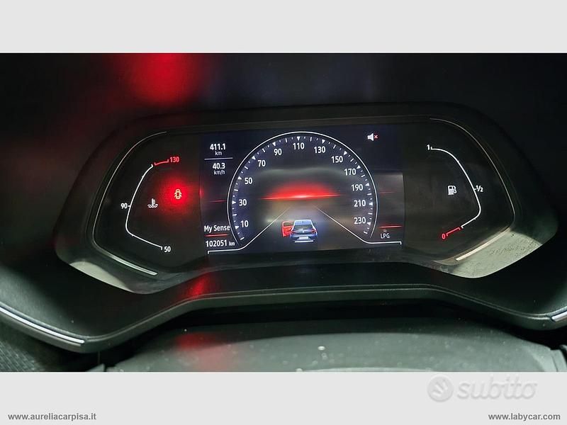 Usata Renault Clio V Intens 101 CV (74 kW) 2021 Grigio Berlina