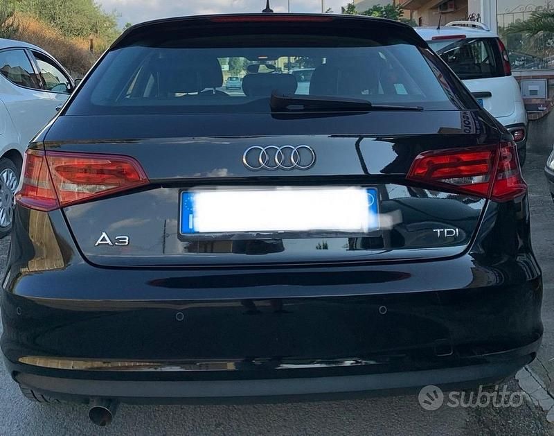 Usata Audi A3 Ambition 110 CV (80 kW) 2015 Nero Berlina