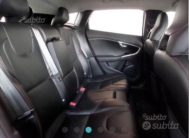 Usata Volvo V40 CC 150 CV (110 kW) 2013 Grigio Station wagon