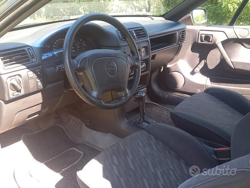 Occasion Opel Calibra 116 PK (85 kW) 1993 Coupé