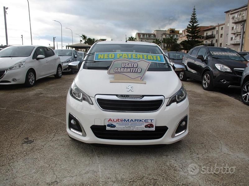 Usata Peugeot 108 Allure 69 CV (50 kW) 2016 Bianco Utilitaria