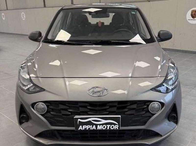 Usata Hyundai i10 Advanced 67 CV (49 kW) 2022 Grigio Utilitaria