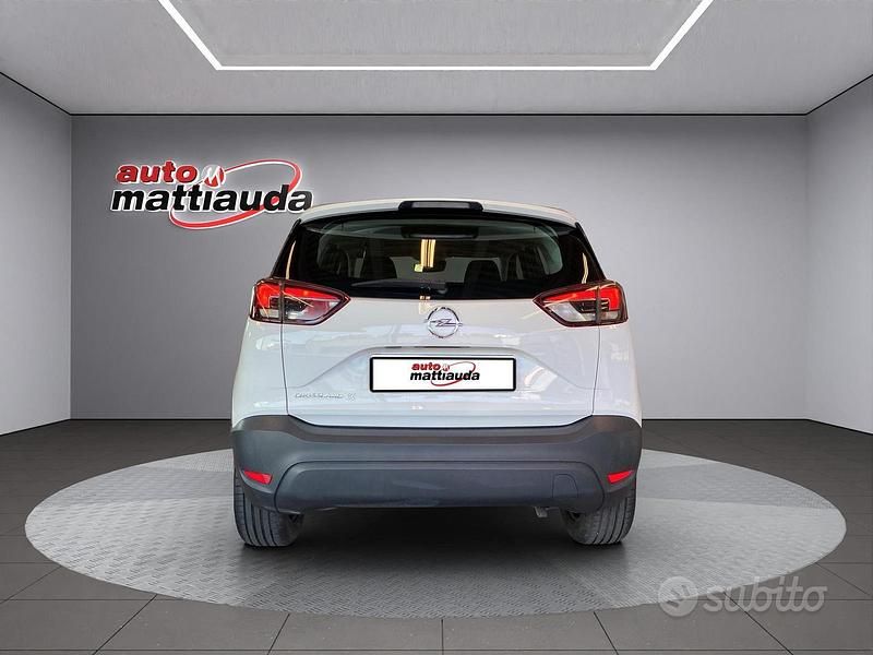 Usata Opel Crossland X 82 CV (60 kW) 2017 Bianca SUV