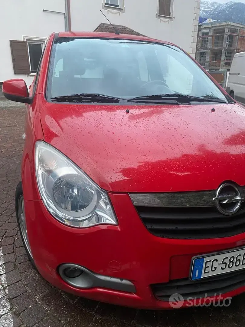 Usata Opel Agila 2011 Rosso Utilitaria
