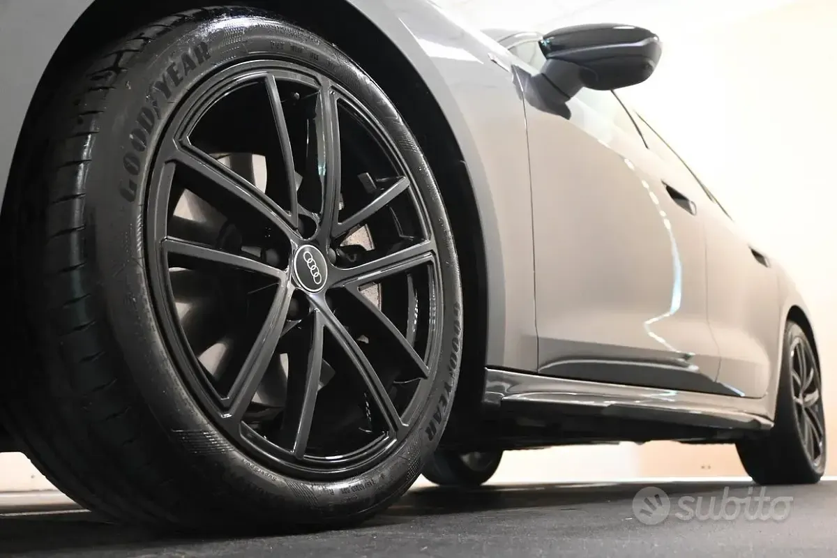 Usata Audi A5 S-Line 204 CV (150 kW) 2025 Grigio Station wagon