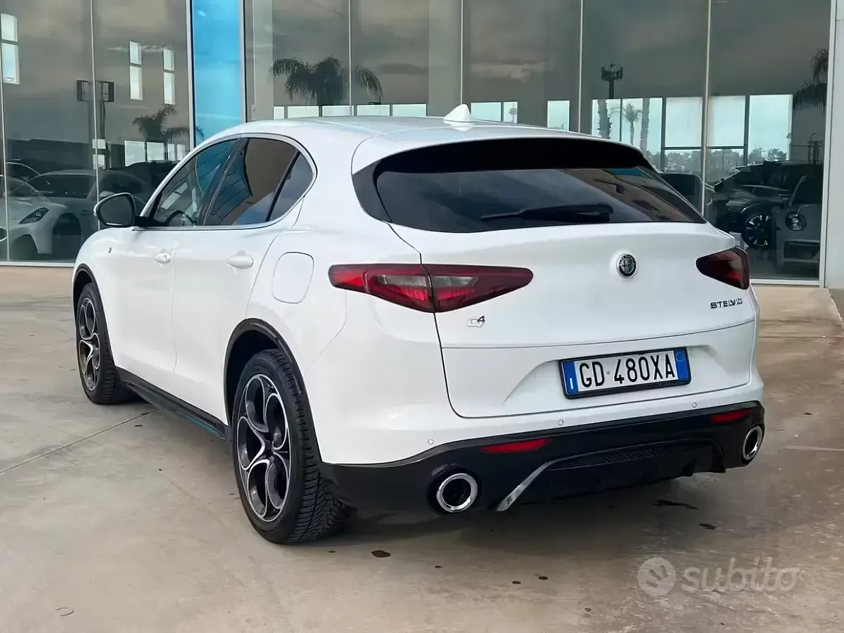 Usata Alfa Romeo Stelvio Ti 210 CV (154 kW) 2021 Bianco SUV