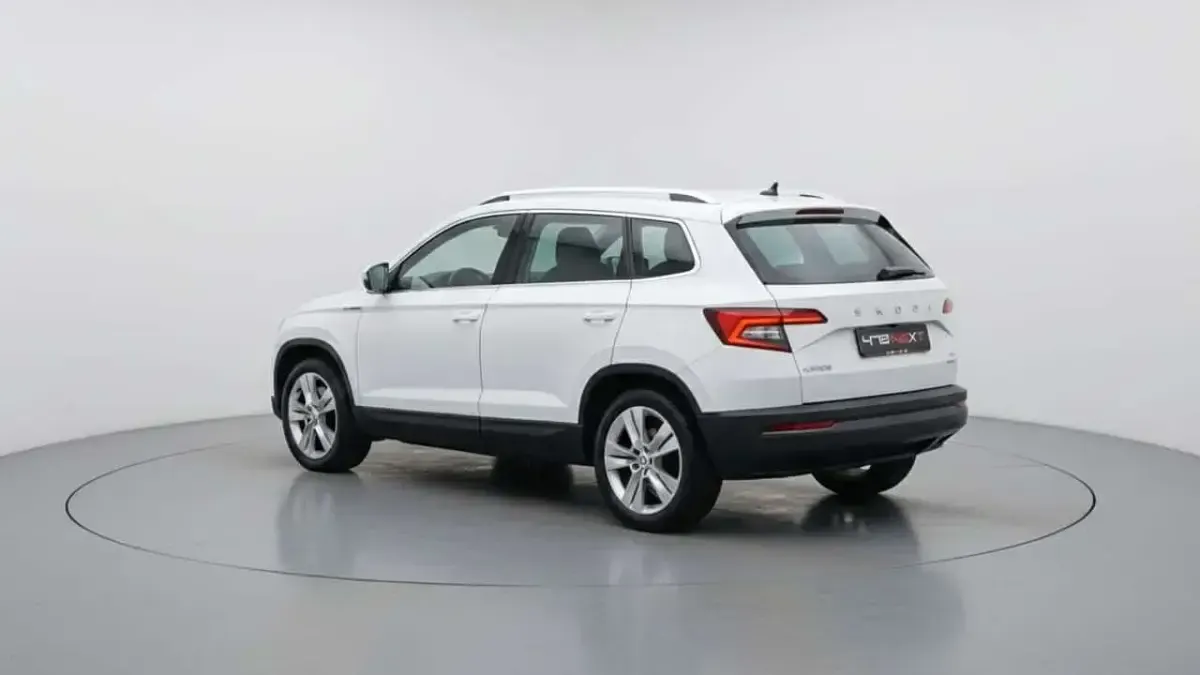 Second-hand Skoda Karoq Style 190 CP (139 kW) 2020 Alb SUV