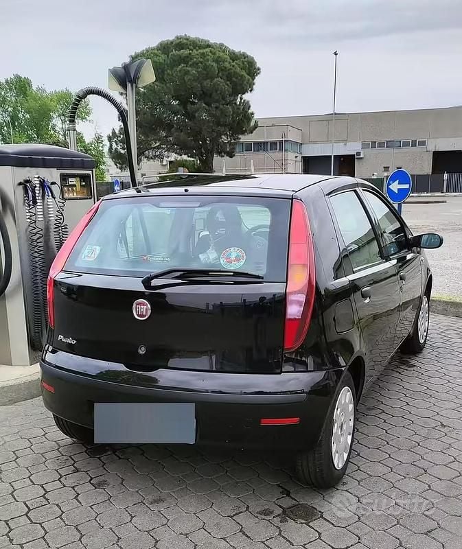 Usata Fiat Punto 2009 Nero Utilitaria