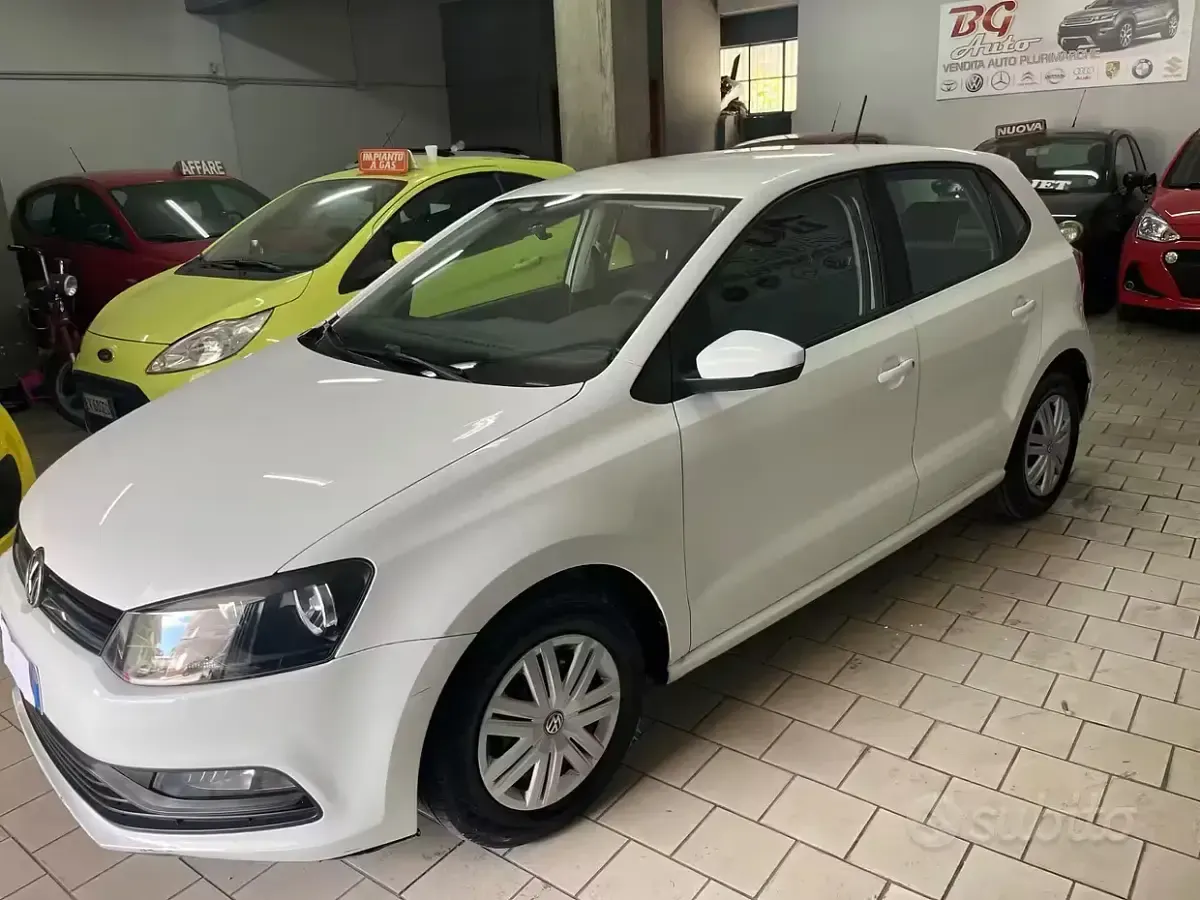 Usata VW Polo Comfortline 75 CV (55 kW) 2015 Bianco Berlina