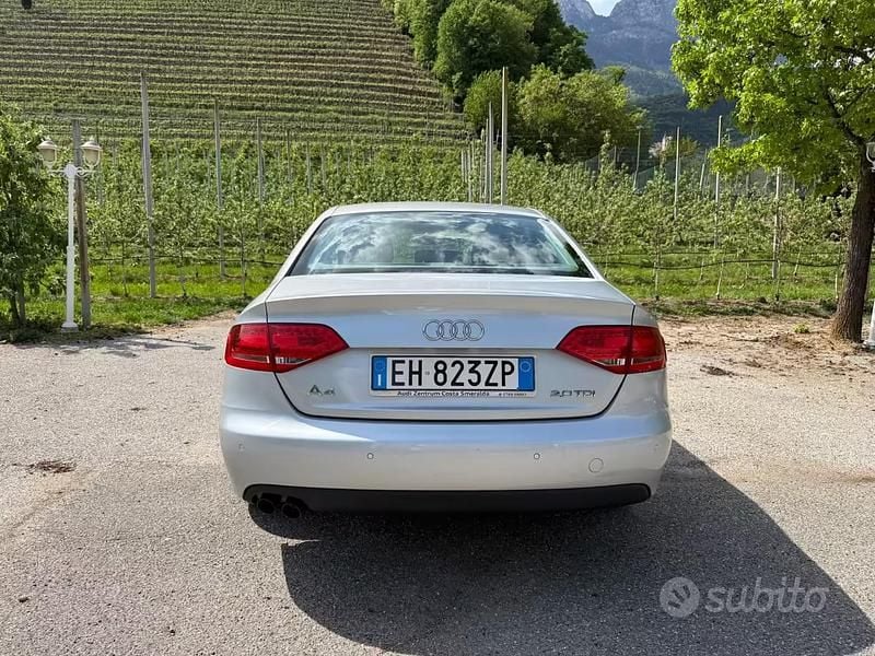 Usata Audi A4 Ambiente 143 CV (105 kW) 2011 Grigio Berlina