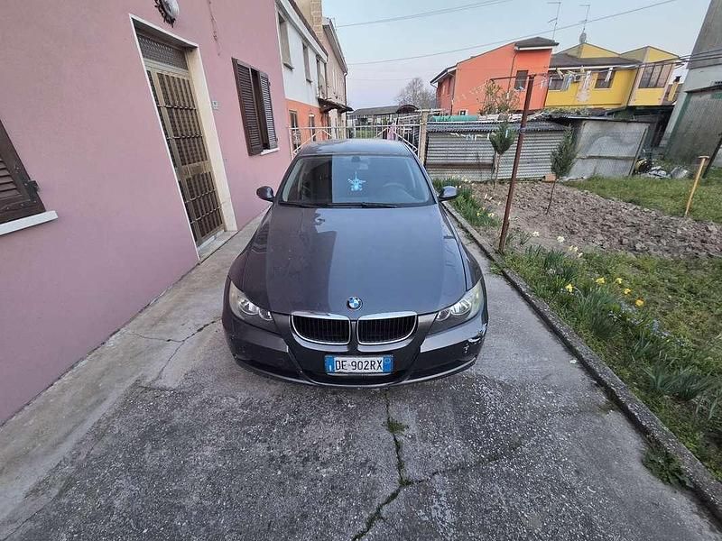 Usata BMW 318 Efficient Dynamics 150 CV (110 kW) 2007 Berlina