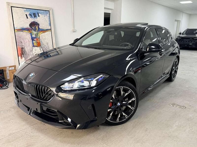Nero Usata 2025 BMW 120 M Sport Due volumi | 38.999 € (Cara) - Immagine 1/4