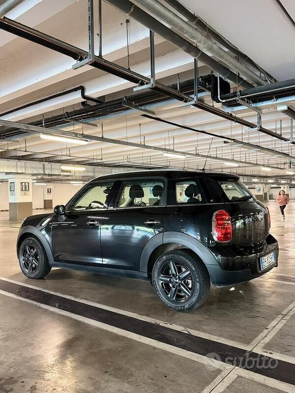 Usata Mini Cooper Countryman 122 CV (89 kW) 2011 Nero SUV