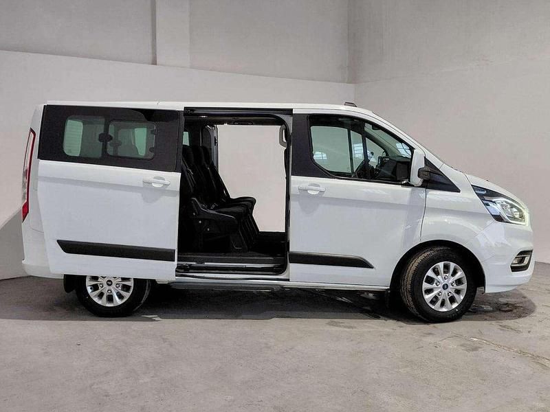 Usata Ford Tourneo Trend 131 CV (96 kW) 2021 Bianco Monovolume