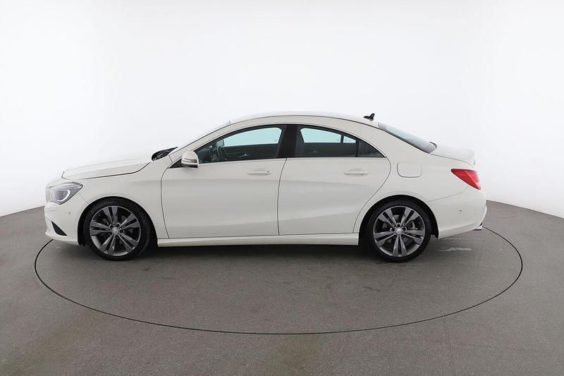 Usata Mercedes CLA200 136 CV (100 kW) 2016 Bianco Berlina