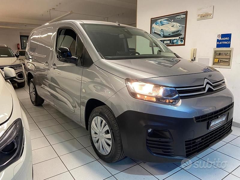 Usata Citroën Berlingo 131 CV (96 kW) 2021 Grigio Monovolume