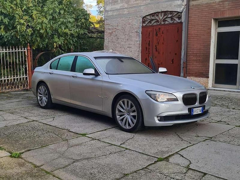 Usata BMW 730 245 CV (180 kW) 2013 Argento Berlina